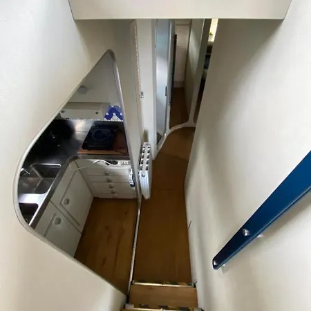 Hotel na wodzie Yate En , Experiencia Unica