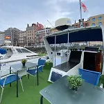Yate En , Experiencia Unica Botel Gijon