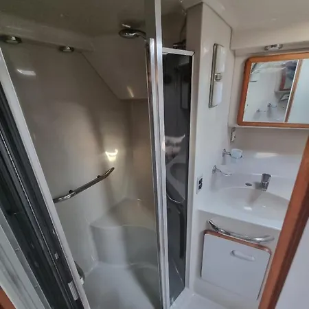 Yate En , Experiencia Unica Bateau-hôtel Gijón
