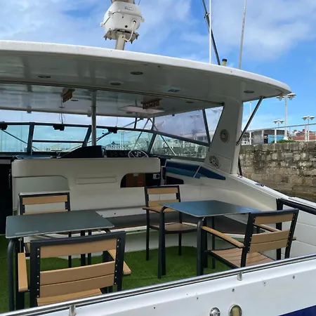 Bateau-hôtel Yate En , Experiencia Unica