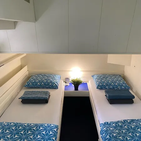 Botel Yate En , Experiencia Unica Gijón