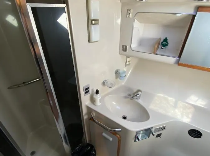 Bateau-hôtel Yate En , Experiencia Unica *