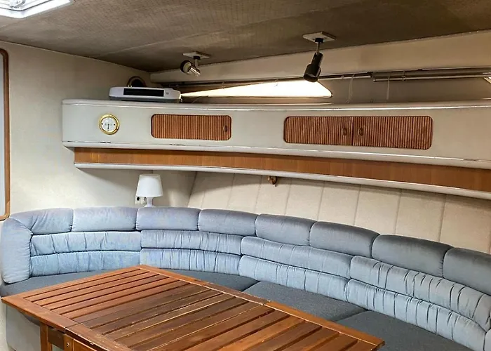 Yate En , Experiencia Unica Bateau-hôtel *