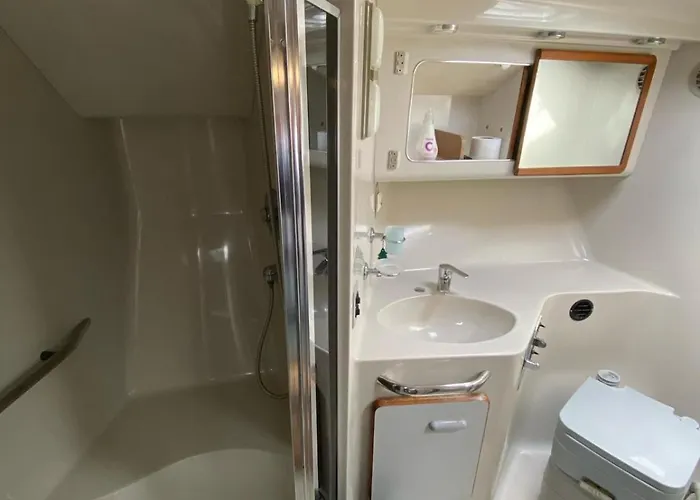 Yate En , Experiencia Unica ヒホン