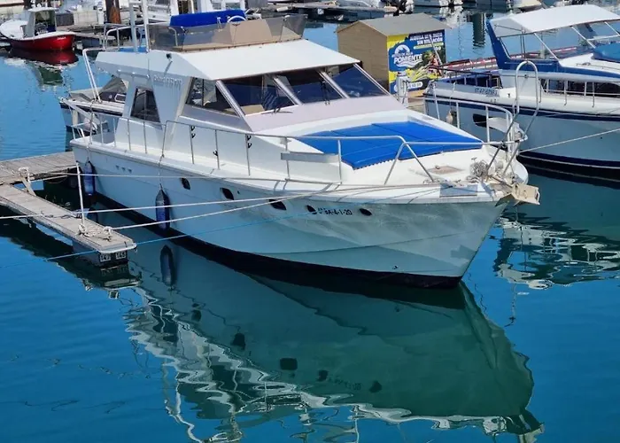 Bateau-hôtel Yate En , Experiencia Unica Gijón