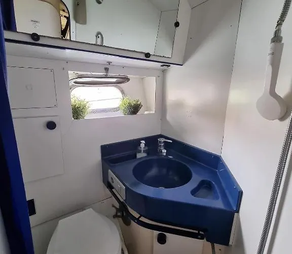 Yate En , Experiencia Unica Bateau-hôtel