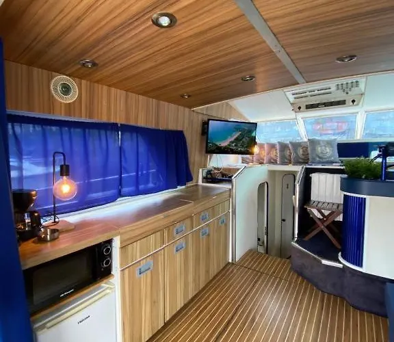 Yate En , Experiencia Unica ヒホン