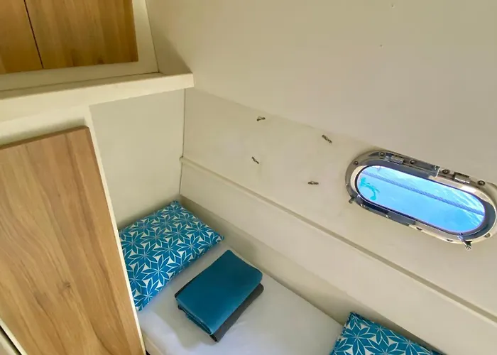 Bateau-hôtel Yate En , Experiencia Unica *