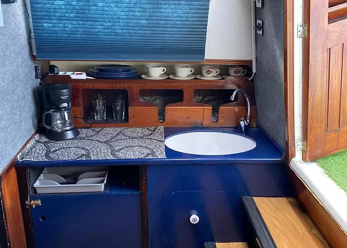 Yate En , Experiencia Unica Bateau-hôtel Gijón