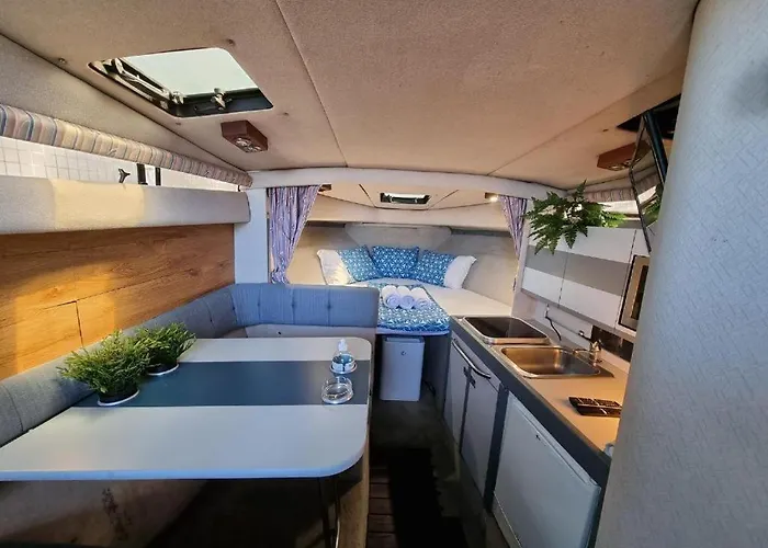 Yate En , Experiencia Unica Bateau-hôtel